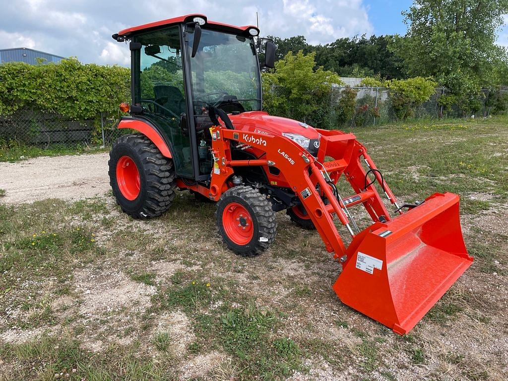 Image of Kubota LX4020HSDC Primary image