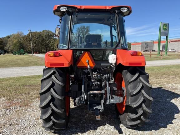 Image of Kubota M4-071 equipment image 1