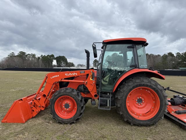 Image of Kubota M4-071HDC12 equipment image 2
