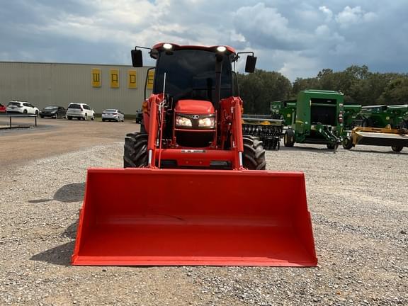 Image of Kubota M4D-071 equipment image 1