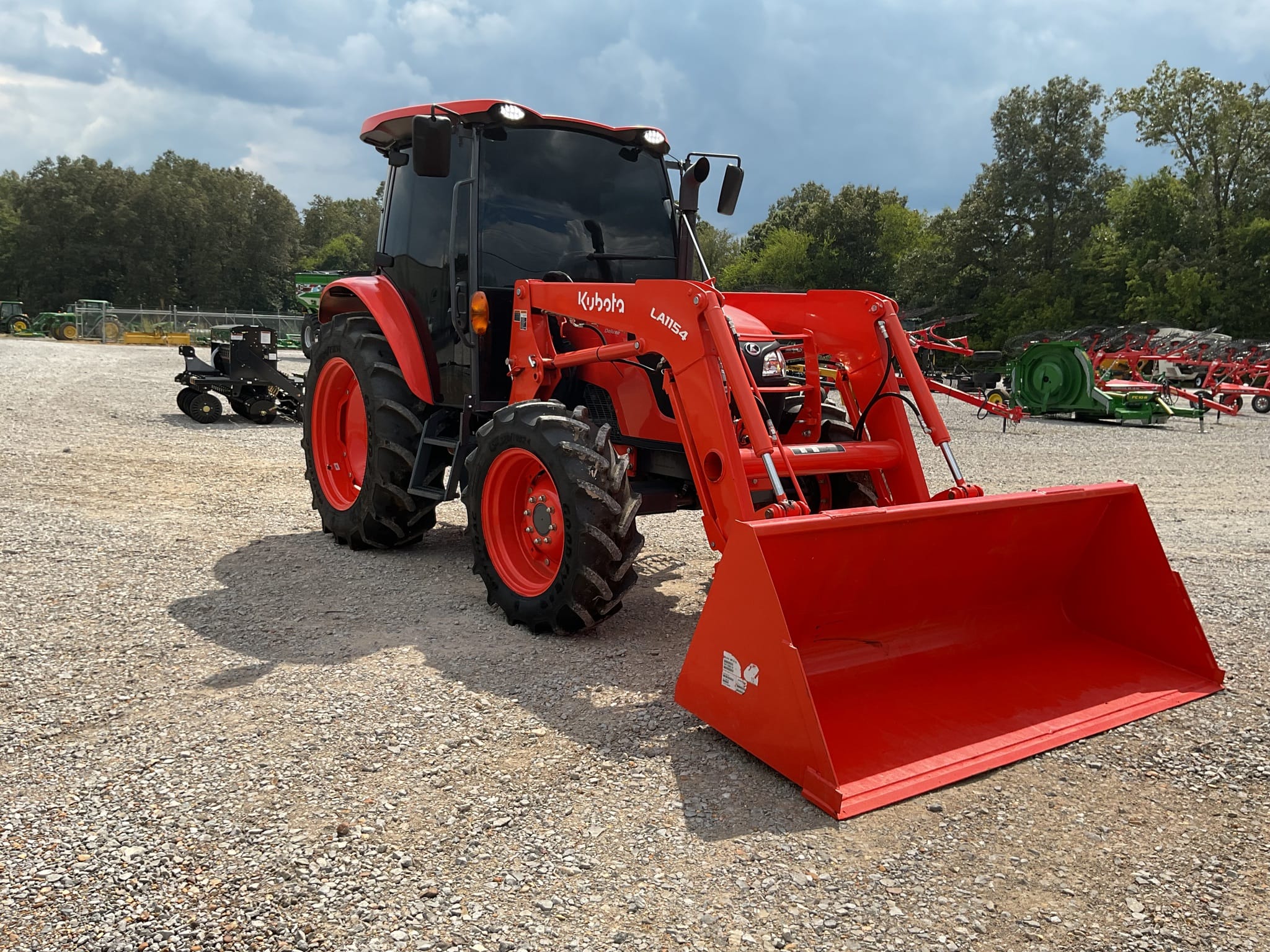 2023 Kubota M4D-071 Equipment Image0