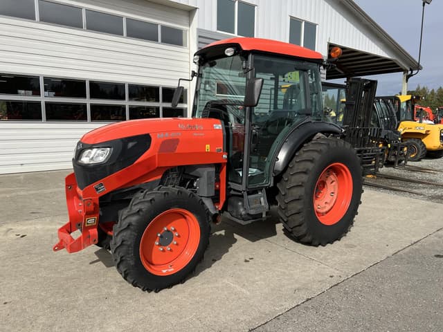 Image of Kubota M4N-071HDC12 equipment image 1
