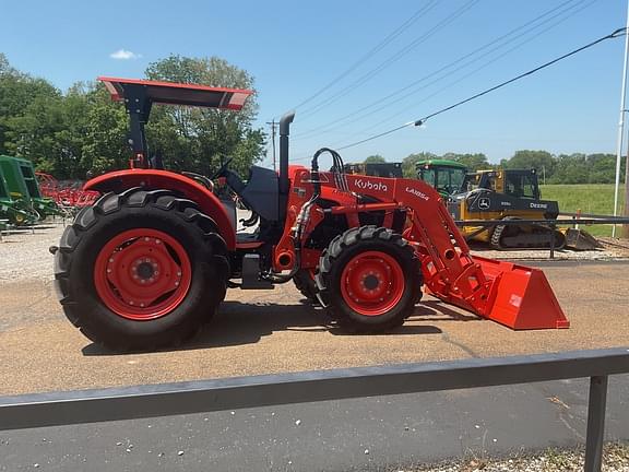 Image of Kubota M5-091 equipment image 4