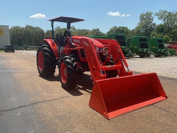 Image of Kubota M5-091 equipment image 3