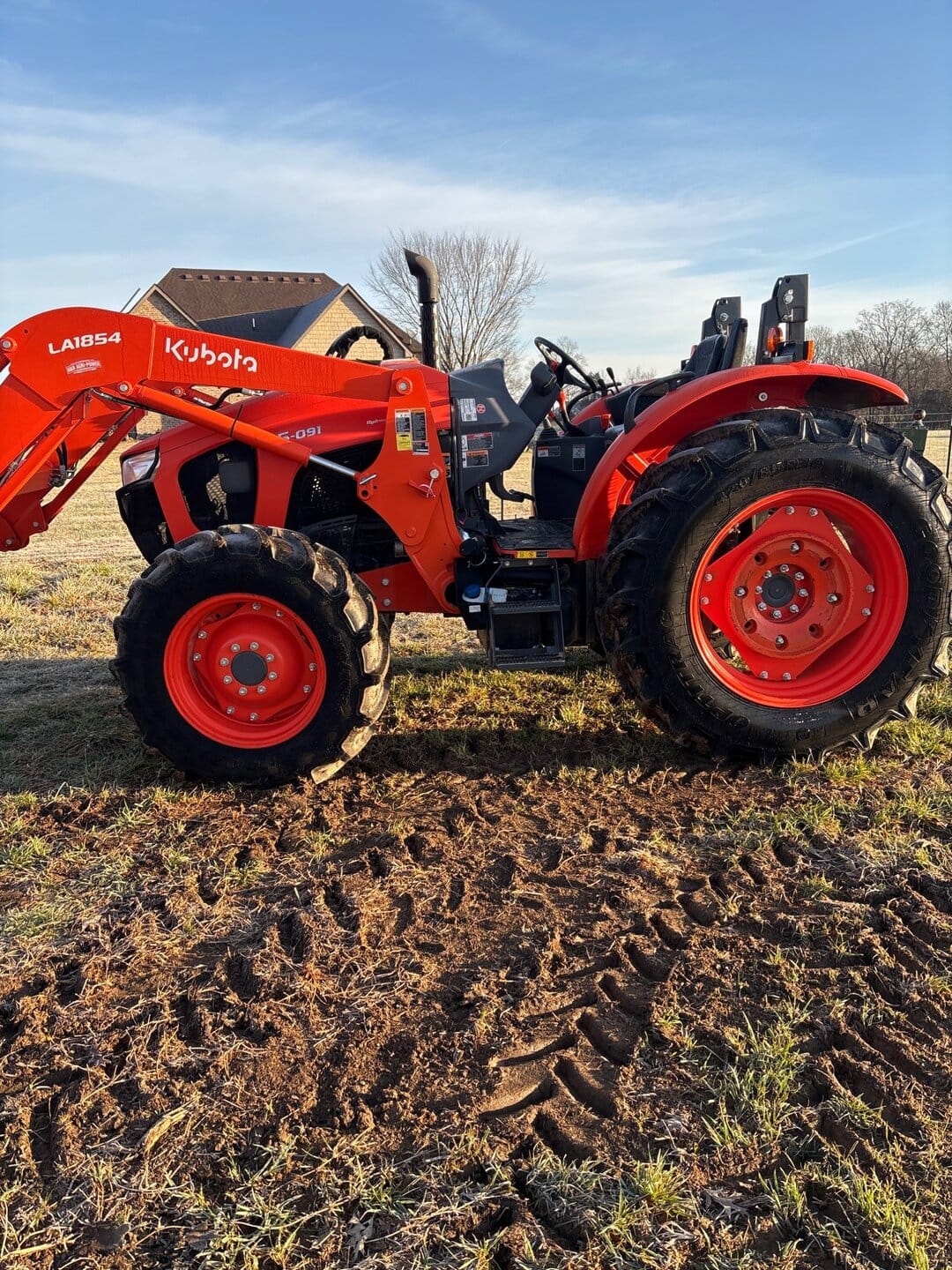 2023 Kubota M5-091HD12 Equipment Image0