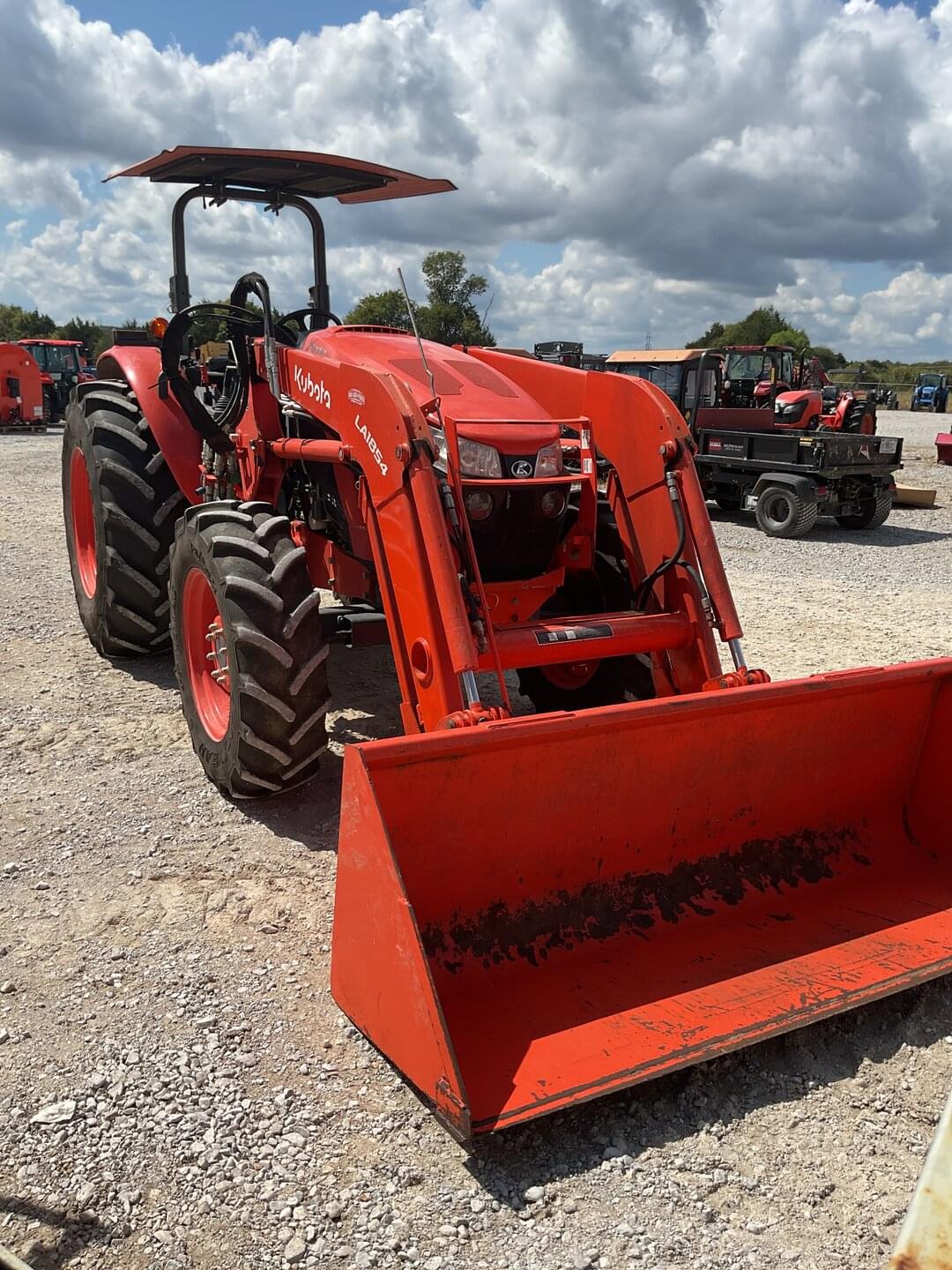 Image of Kubota M5-111 Image 0