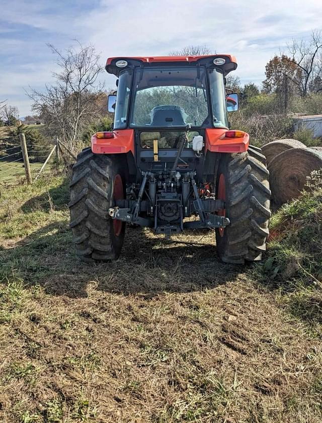 Image of Kubota M5-111D equipment image 3