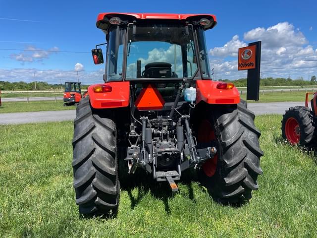 Image of Kubota M5-111 equipment image 3