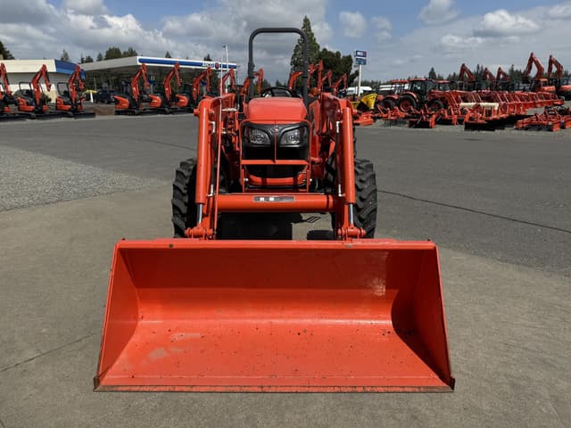 Image of Kubota M5660SUHD equipment image 2