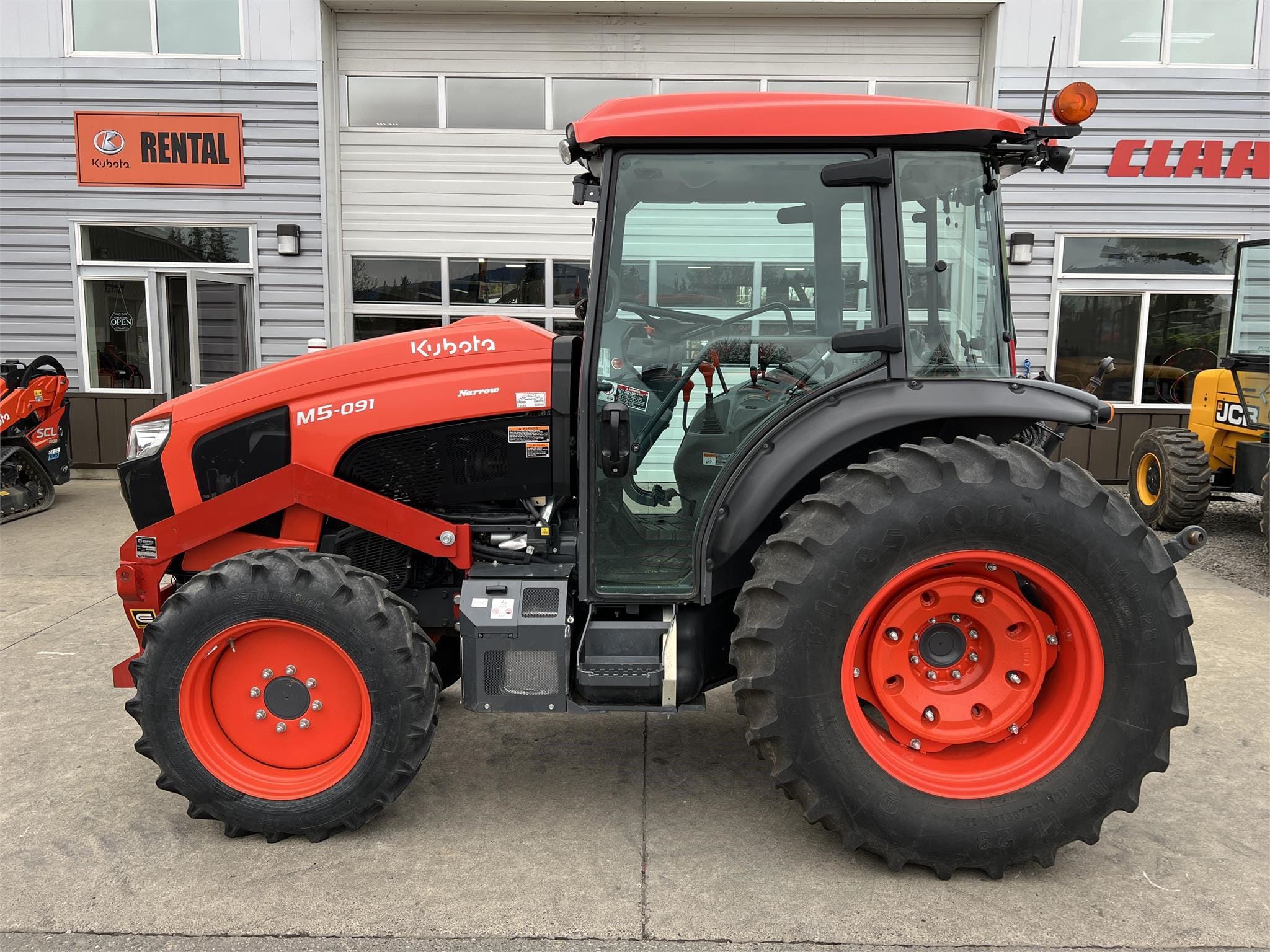 2023 Kubota M5N-091 Equipment Image0