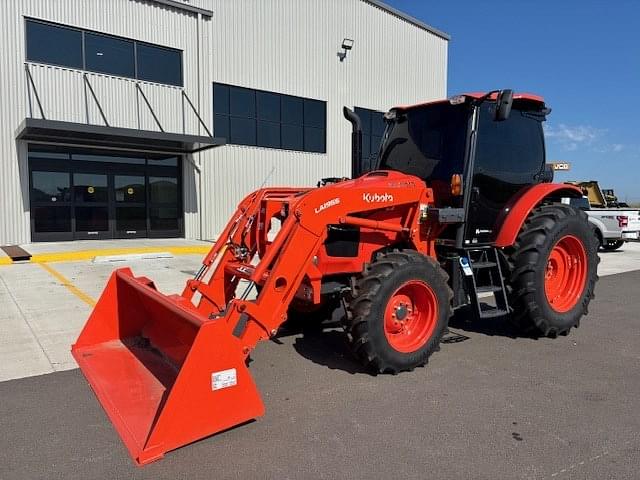 Image of Kubota M6-111 equipment image 1
