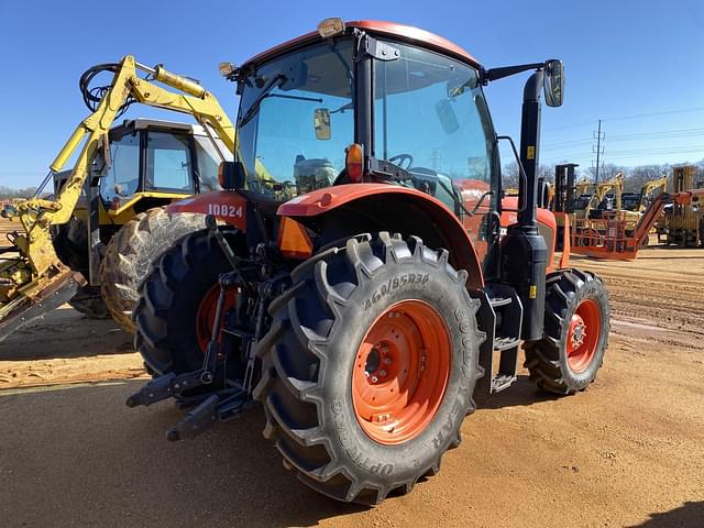 Image of Kubota M6-111 equipment image 2