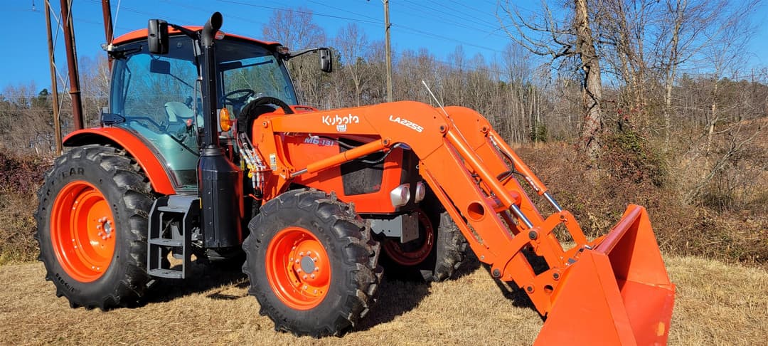 Image of Kubota M6-131DTCF Image 1