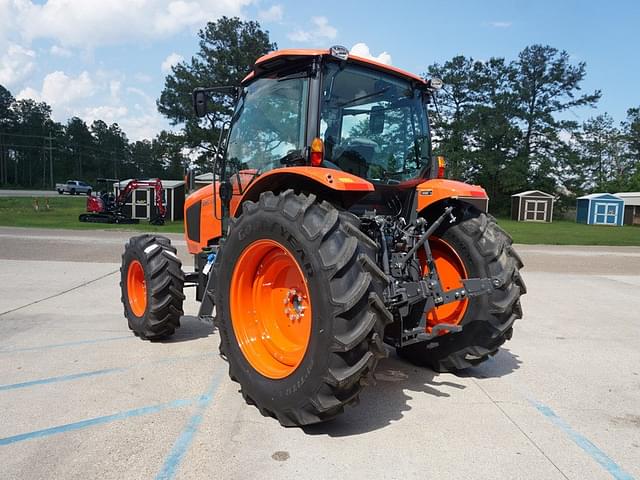 Image of Kubota M6-131 equipment image 4