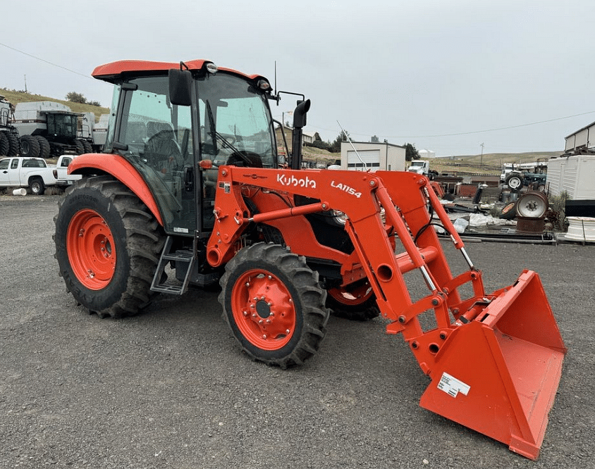 Image of Kubota M7060 Primary image