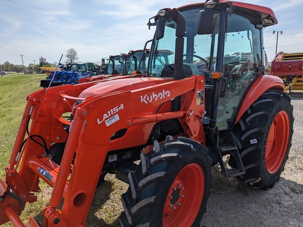 2023 Kubota M7060 Equipment Image0