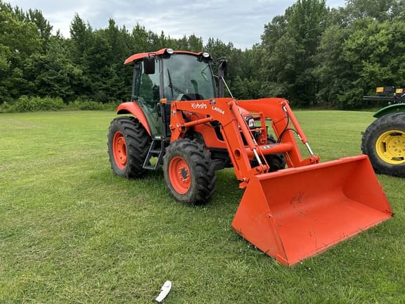 Image of Kubota M6060 equipment image 4