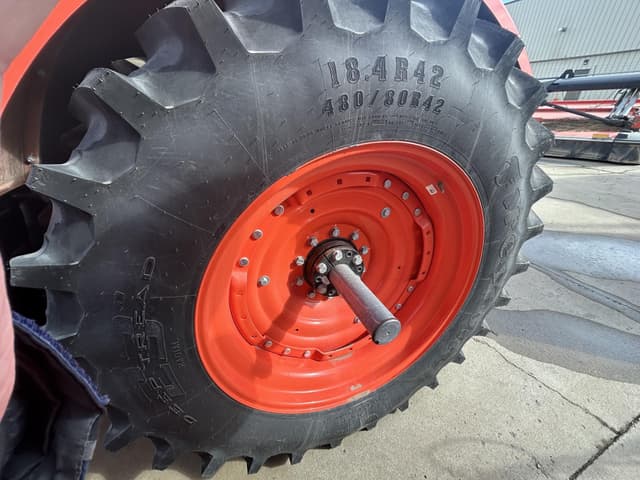 Image of Kubota M7.152 Premium equipment image 3