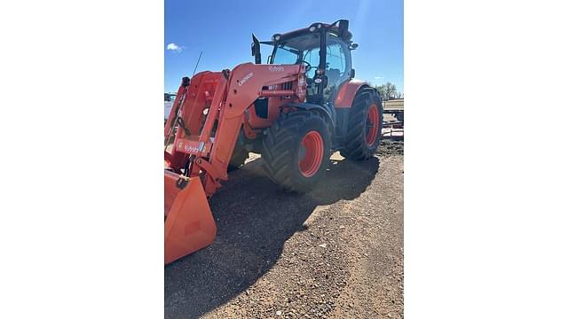 Image of Kubota M7.152 Deluxe equipment image 3