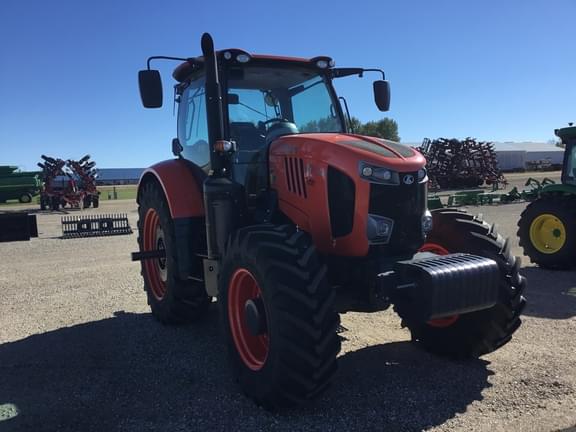 Image of Kubota M7.154 Deluxe equipment image 2