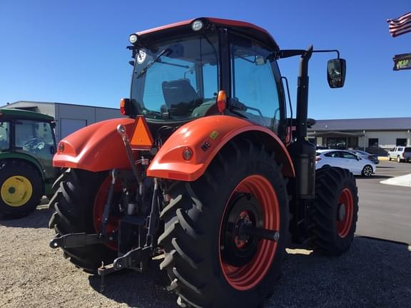 Image of Kubota M7.154 Deluxe equipment image 4