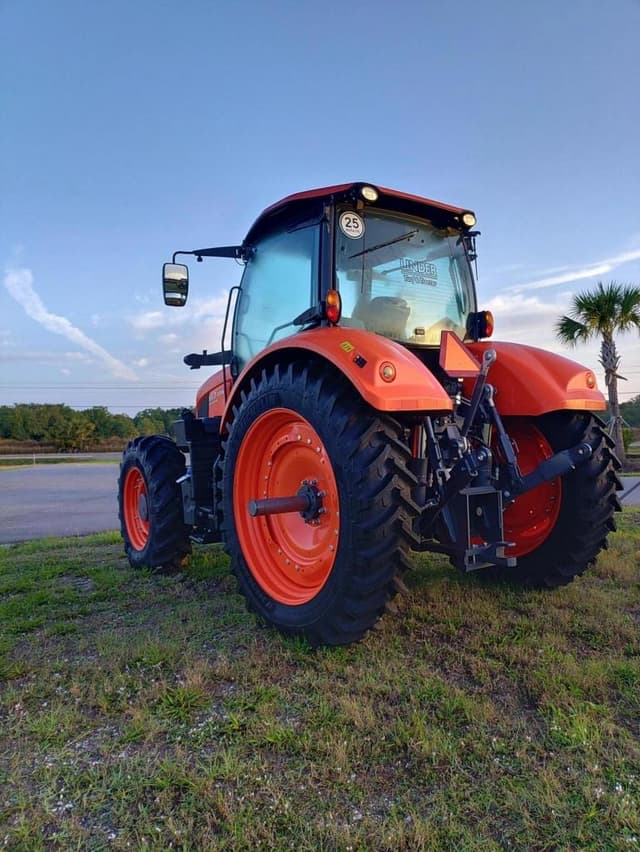 Image of Kubota M7.174 Premium equipment image 2