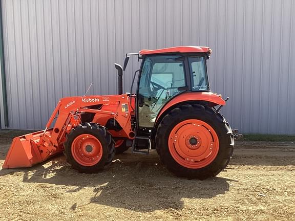 Image of Kubota M7060 Primary image