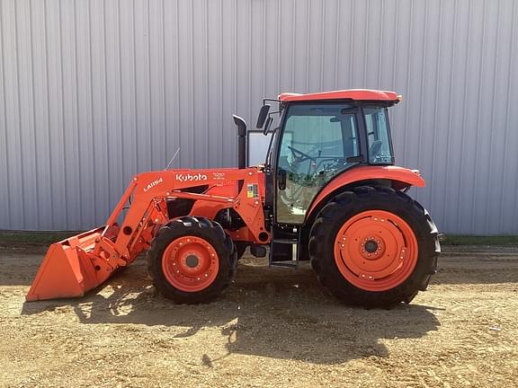 Image of Kubota M7060 equipment image 1