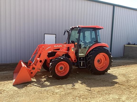 Image of Kubota M7060 equipment image 2