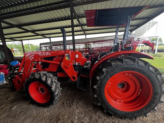 Image of Kubota M7060 Primary image