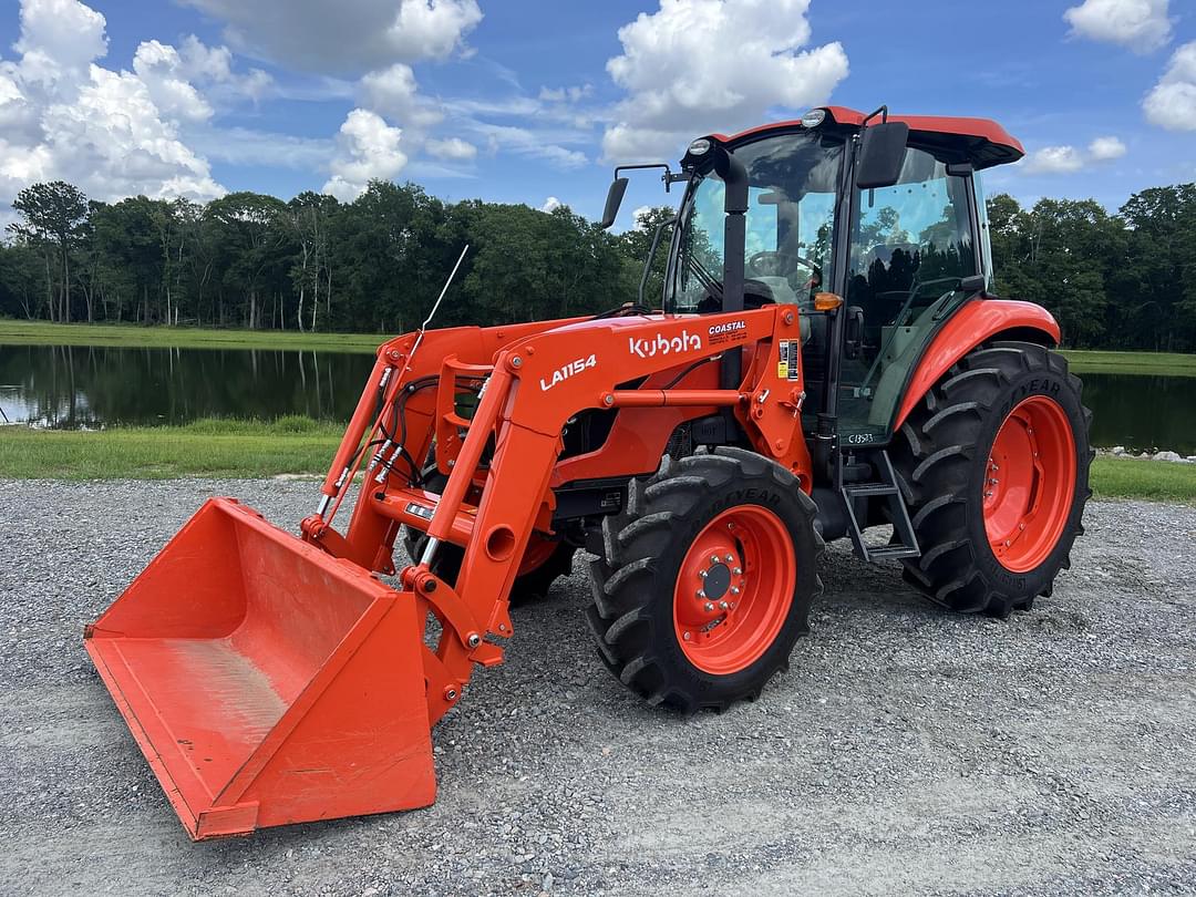 Image of Kubota M7060 Primary image