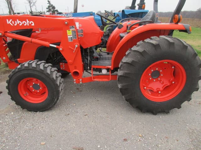 Image of Kubota MX6000HST equipment image 1