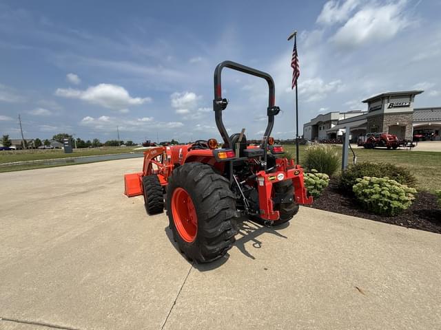 Image of Kubota MX5400 equipment image 4