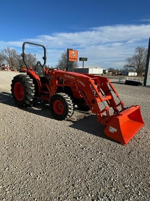 Image of Kubota MX5400 Image 1