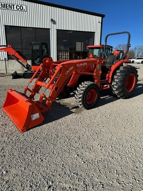 Image of Kubota MX5400 Image 0