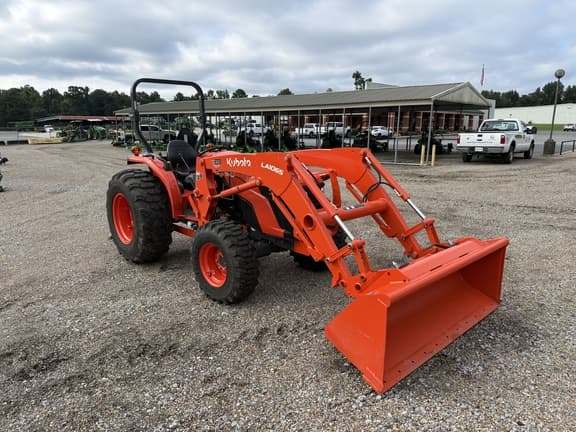 Image of Kubota MX5400 equipment image 1