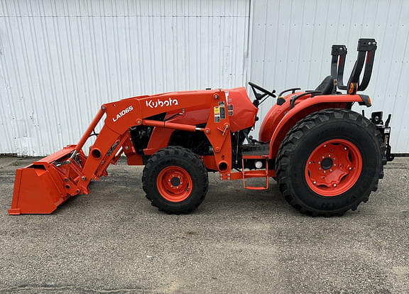 Image of Kubota MX5400 equipment image 4