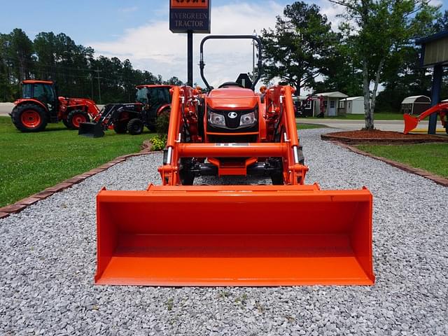 Image of Kubota MX5400DT equipment image 1