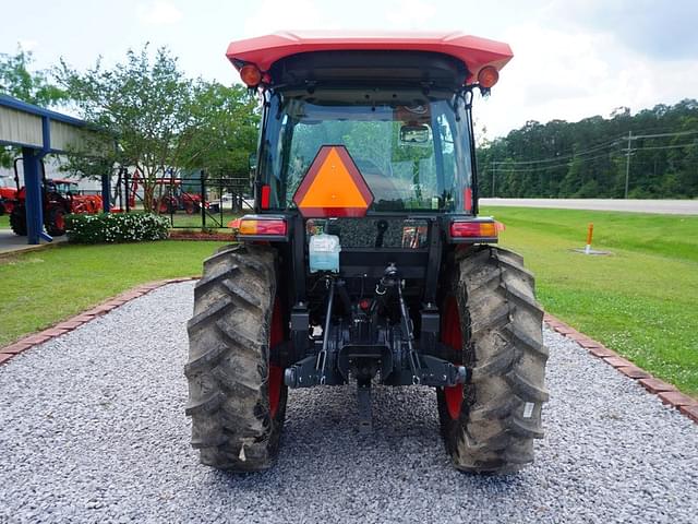 Image of Kubota MX5400DTC equipment image 4