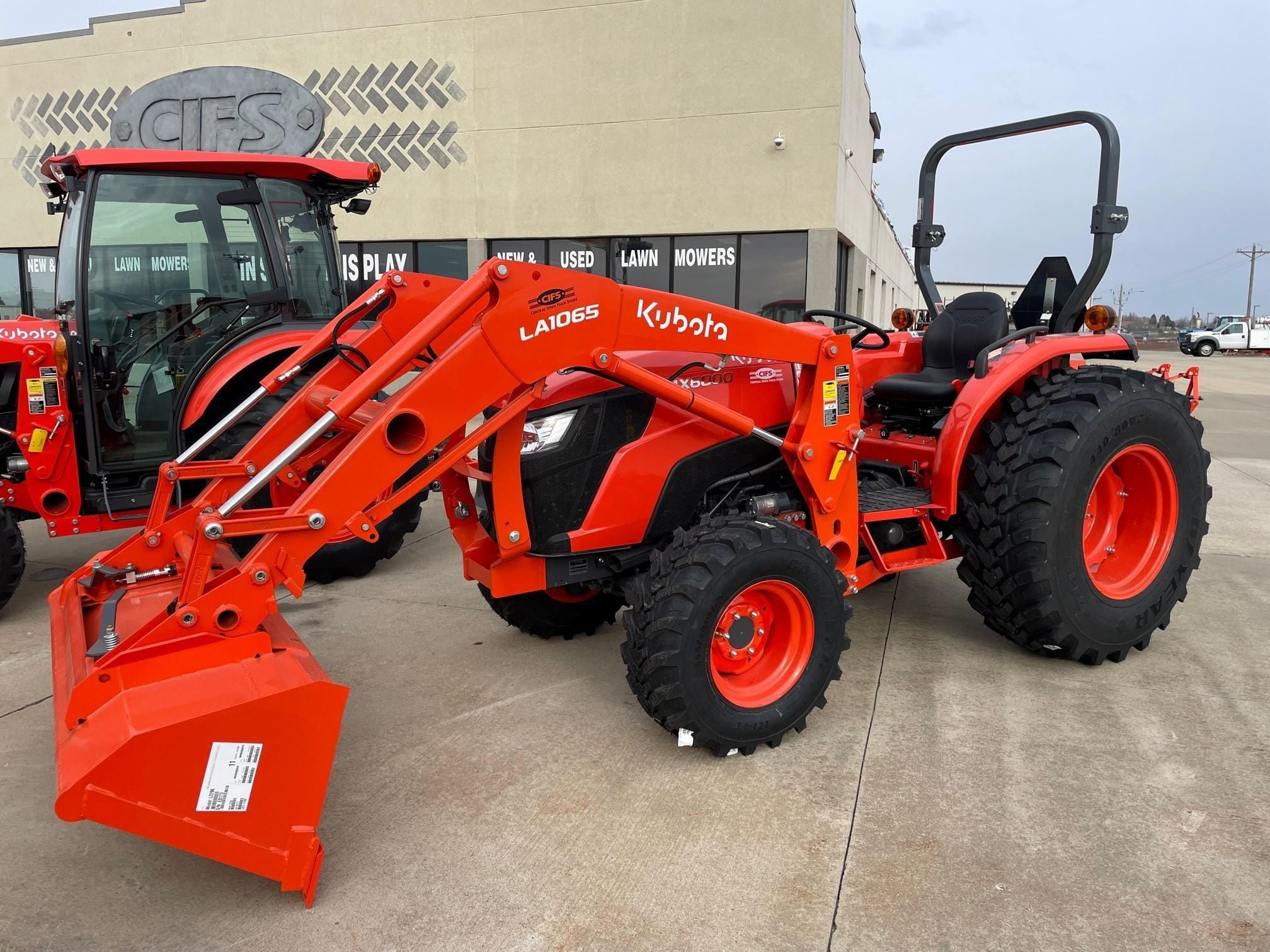 Main image Kubota MX5400