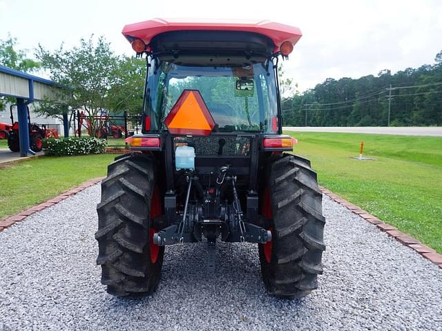 Image of Kubota MX5400 equipment image 2