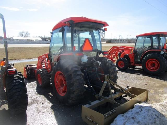 Image of Kubota MX5400 equipment image 3