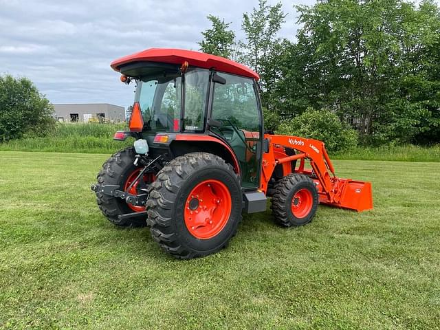 Image of Kubota MX5400 equipment image 2