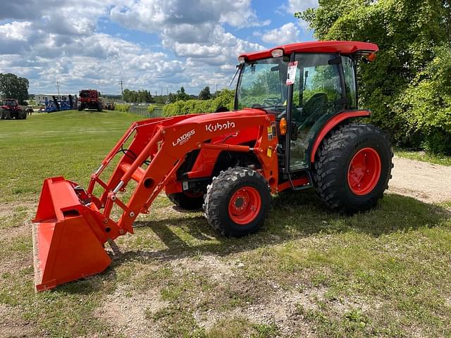 Image of Kubota MX5400 equipment image 4