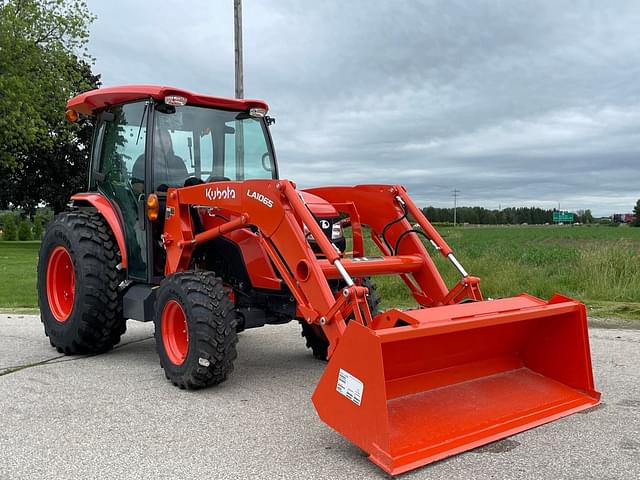 Image of Kubota MX5400 equipment image 1