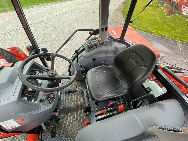 Image of Kubota MX5400 equipment image 4