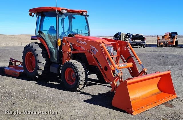 Image of Kubota MX5400 equipment image 2