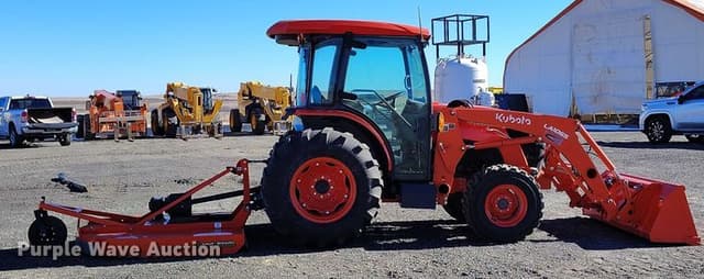 Image of Kubota MX5400 equipment image 3