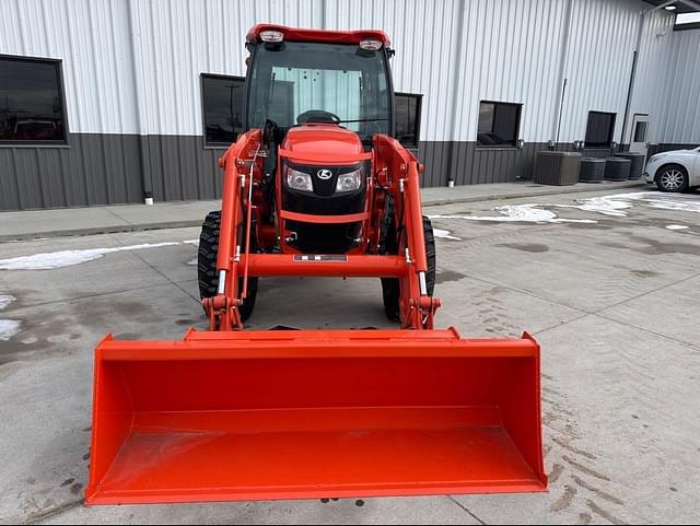 Image of Kubota MX6000 equipment image 3