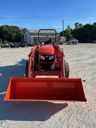 Image of Kubota MX6000 equipment image 1